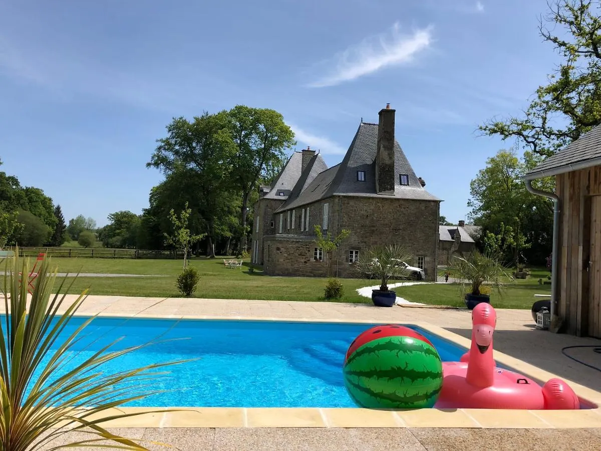 Le Gite Du Chateau De La Croix Chemin Apartment Saint-Leger-des-Pres