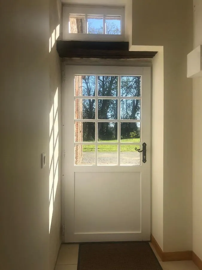 Le Gite Du Chateau De La Croix Chemin Apartment Saint-Leger-des-Pres 0*,